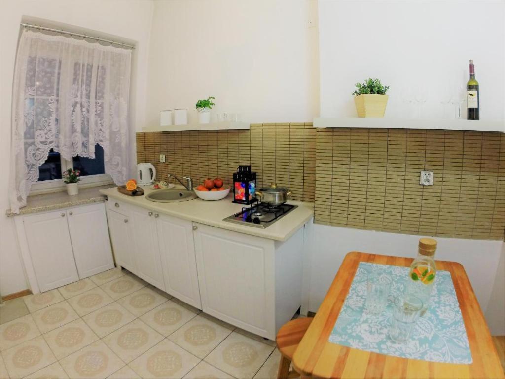 Apartamenty - Mi Old Town Swietojanska ワルシャワ エクステリア 写真