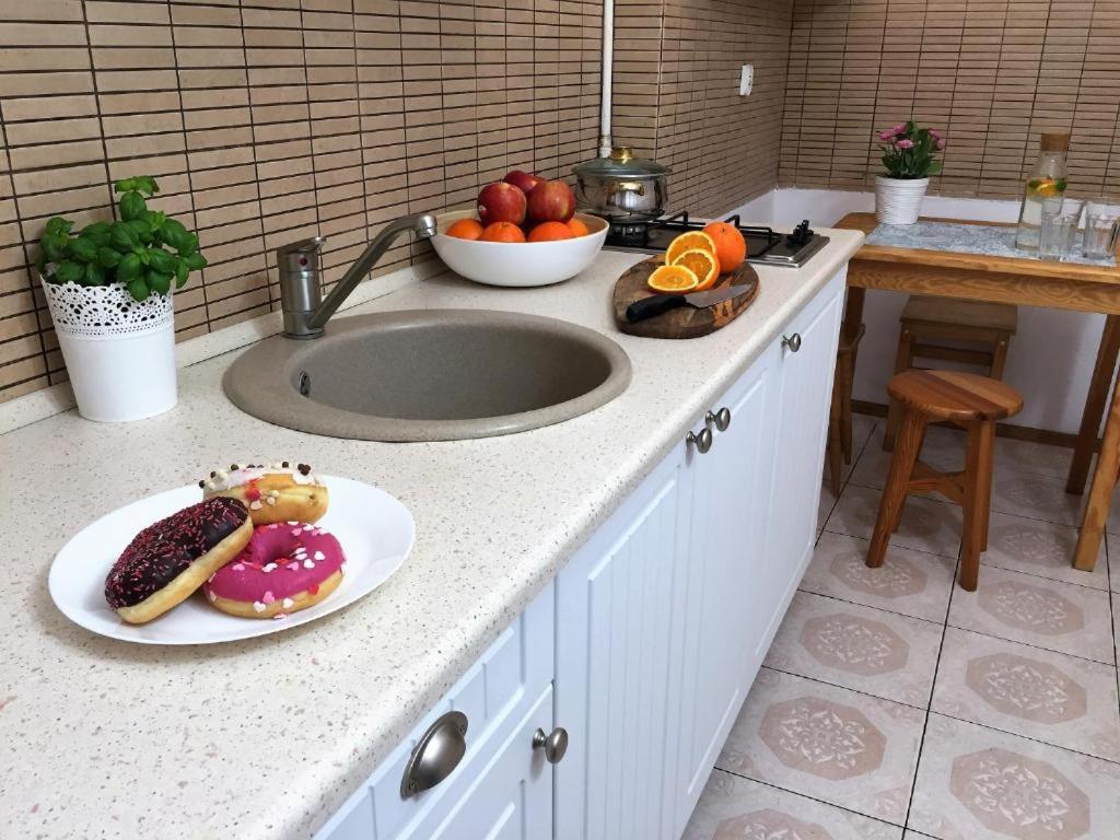 Apartamenty - Mi Old Town Swietojanska ワルシャワ エクステリア 写真