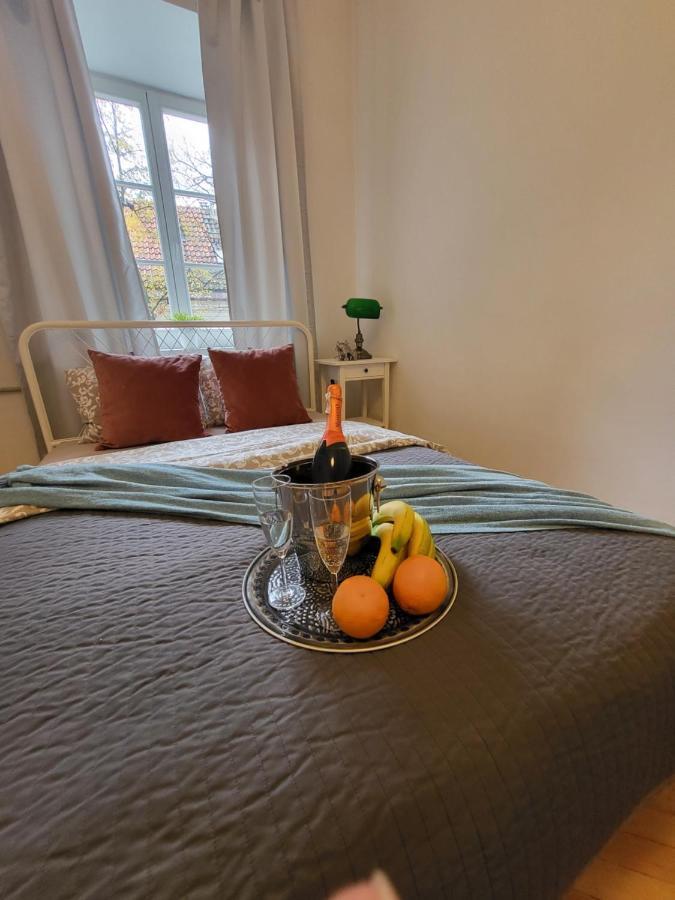 Apartamenty - Mi Old Town Swietojanska ワルシャワ エクステリア 写真
