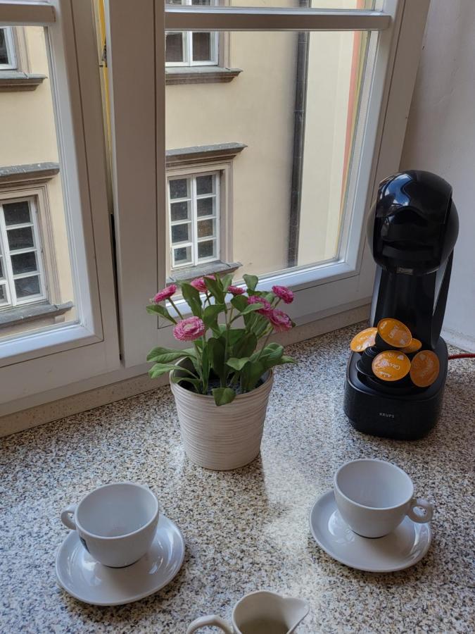 Apartamenty - Mi Old Town Swietojanska ワルシャワ エクステリア 写真